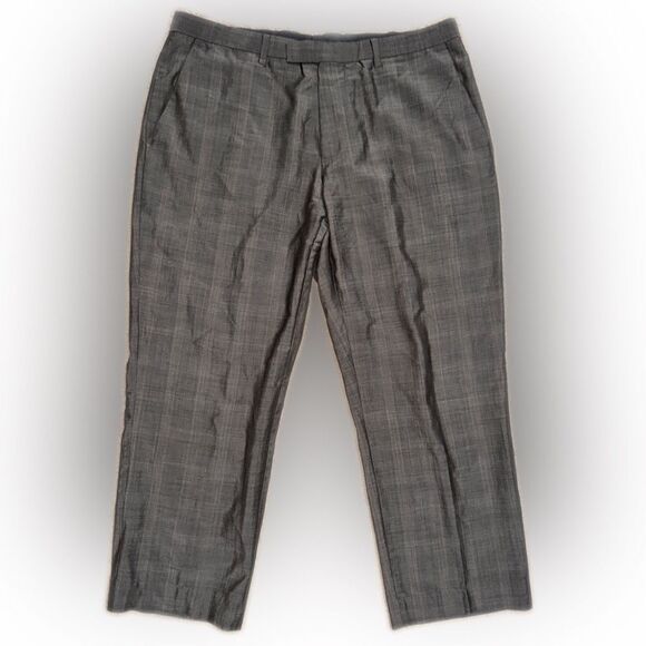 Stunning Hugo Boss Suit made from Mohair Wool - Picture 2 of 8